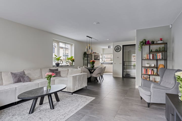 Photo 2 of Simon van Arkelstraat 11