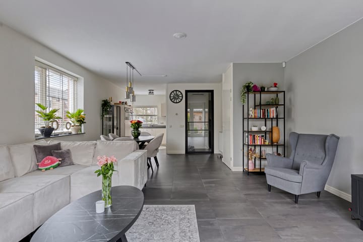 Photo 6 of Simon van Arkelstraat 11