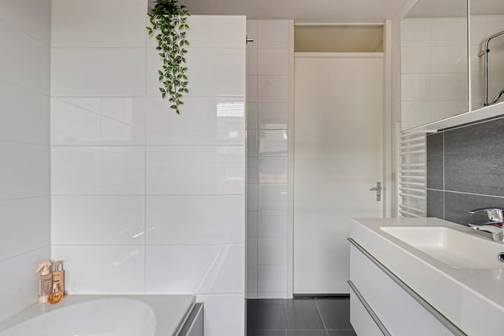 Photo 19 of Simon van Arkelstraat 11