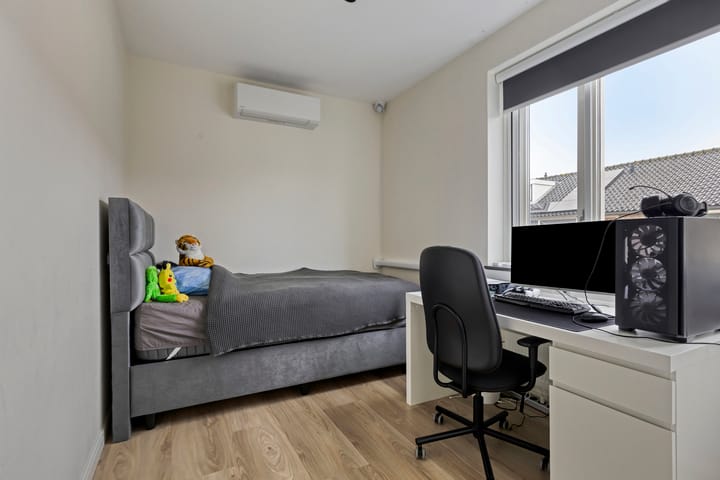 Photo 20 of Simon van Arkelstraat 11