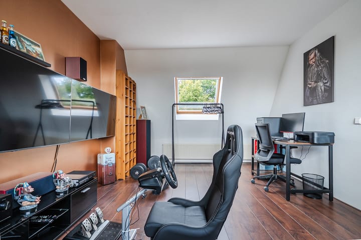 Photo 32 of Turkoois 12