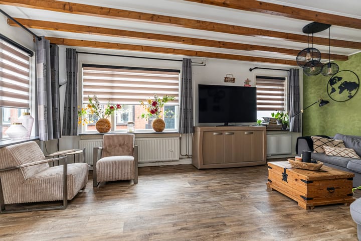 Photo 11 of Nieuwstraat 12