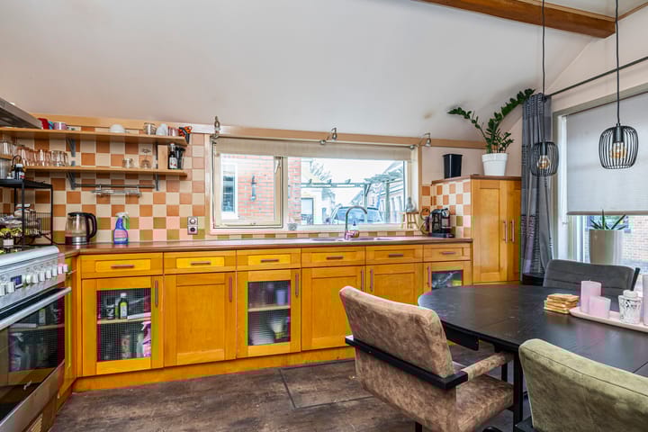 Photo 15 of Nieuwstraat 12