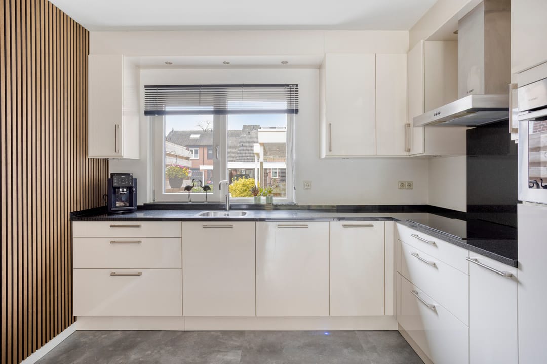 Foto 13 van Abraham Kuyperstraat 38