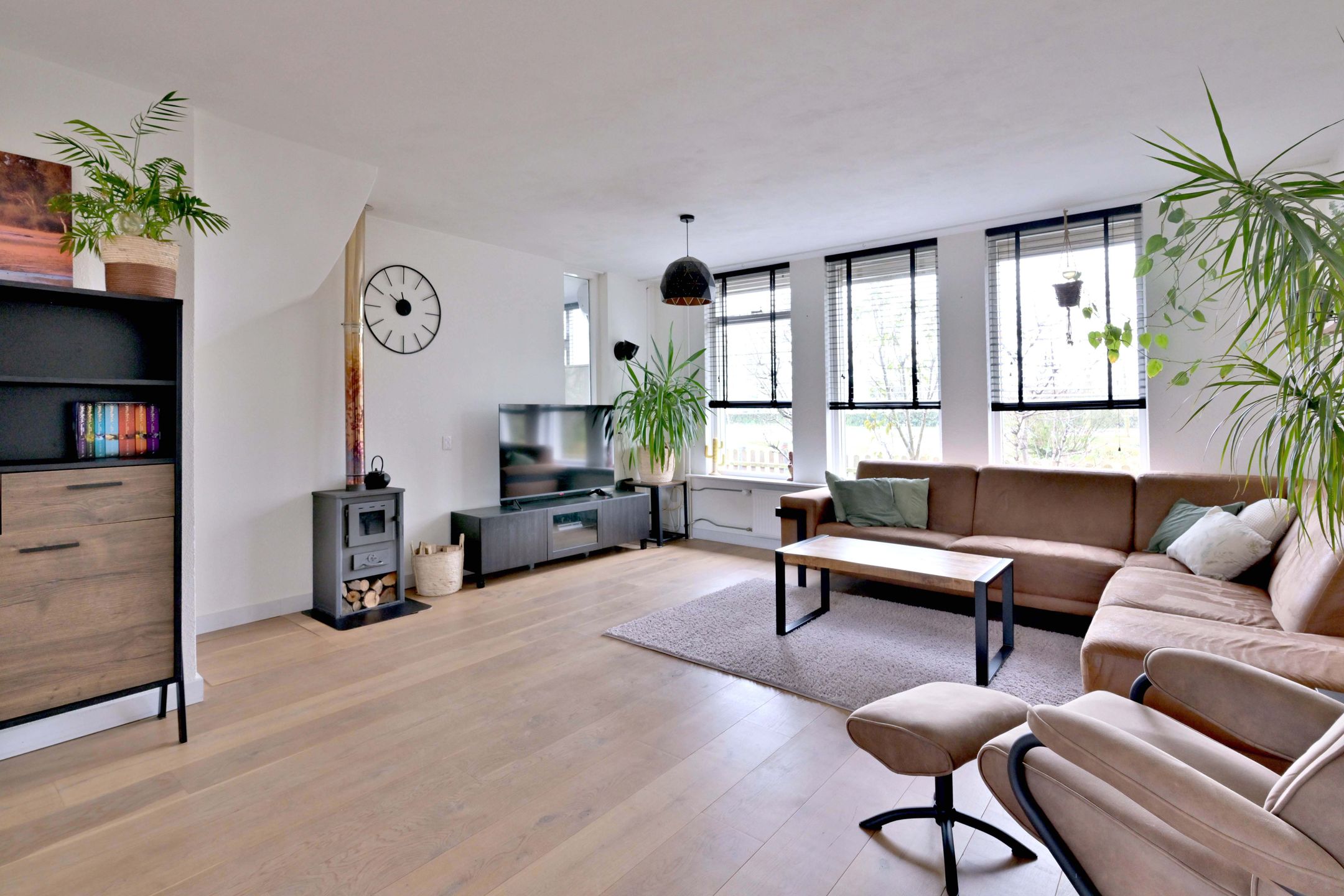 Foto 6 van Kamille 15