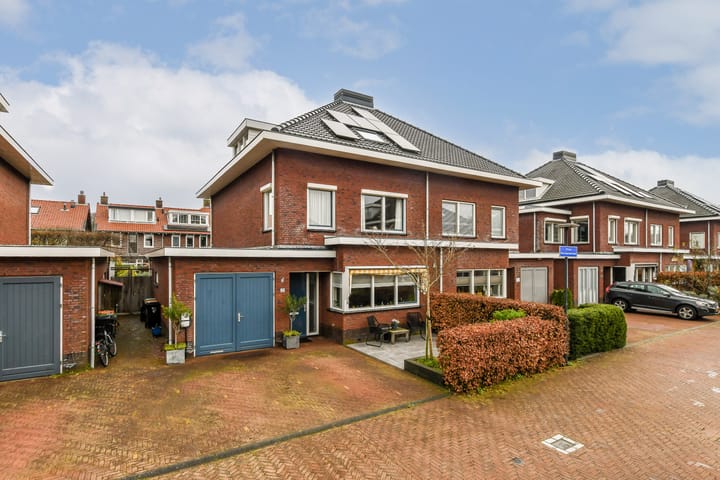 Prins Bernhardstraat 21