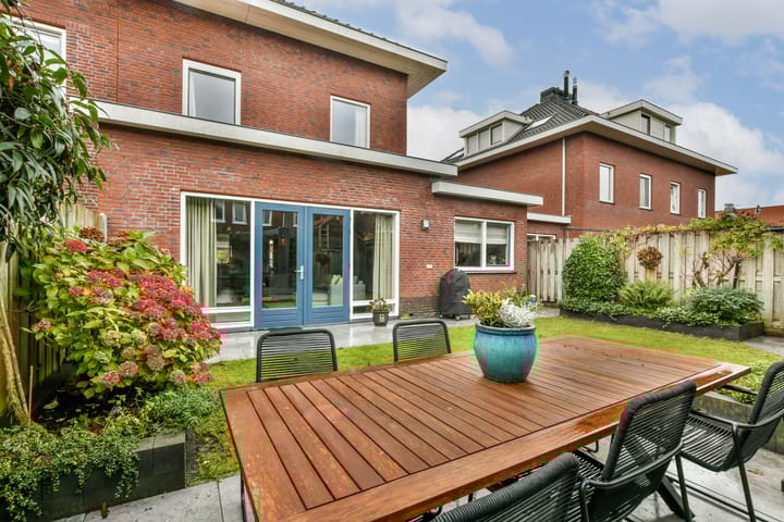 Foto 16 van Prins Bernhardstraat 21