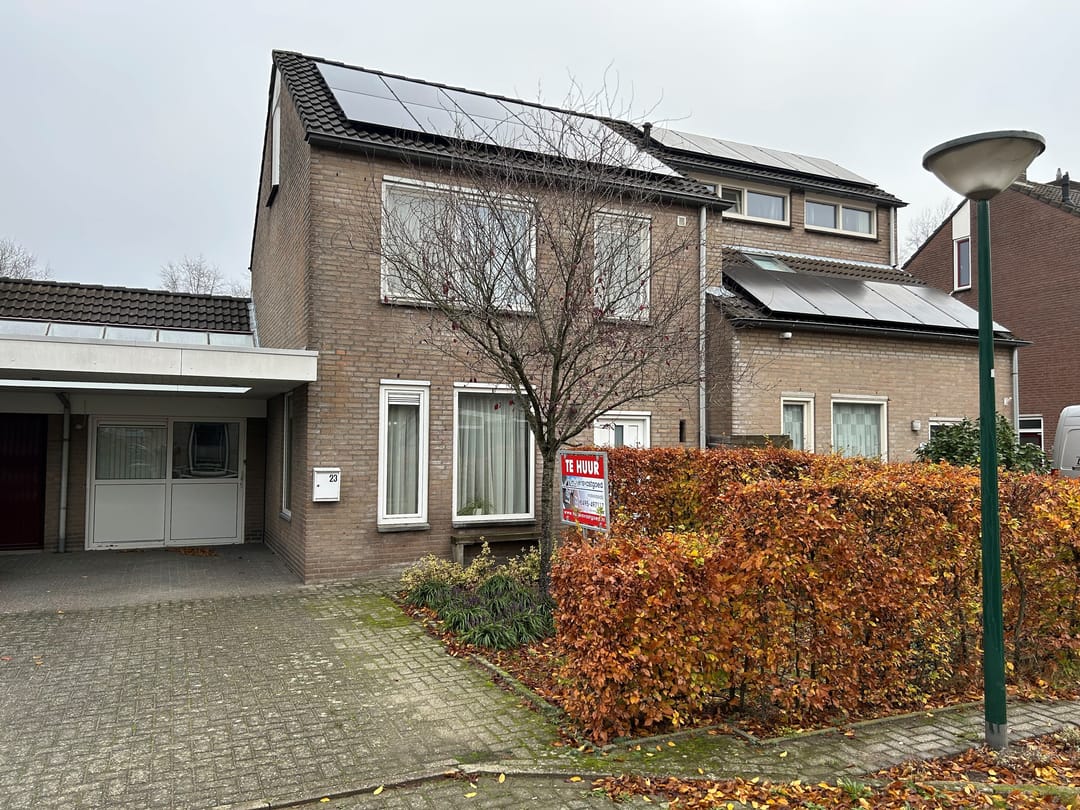 Twee-onder-een-kap aan De Leeuwebek 23 6021 LN Budel € 1.600,- /mnd