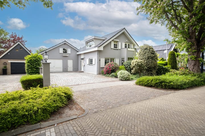 Foto 46 van Stationsweg 33