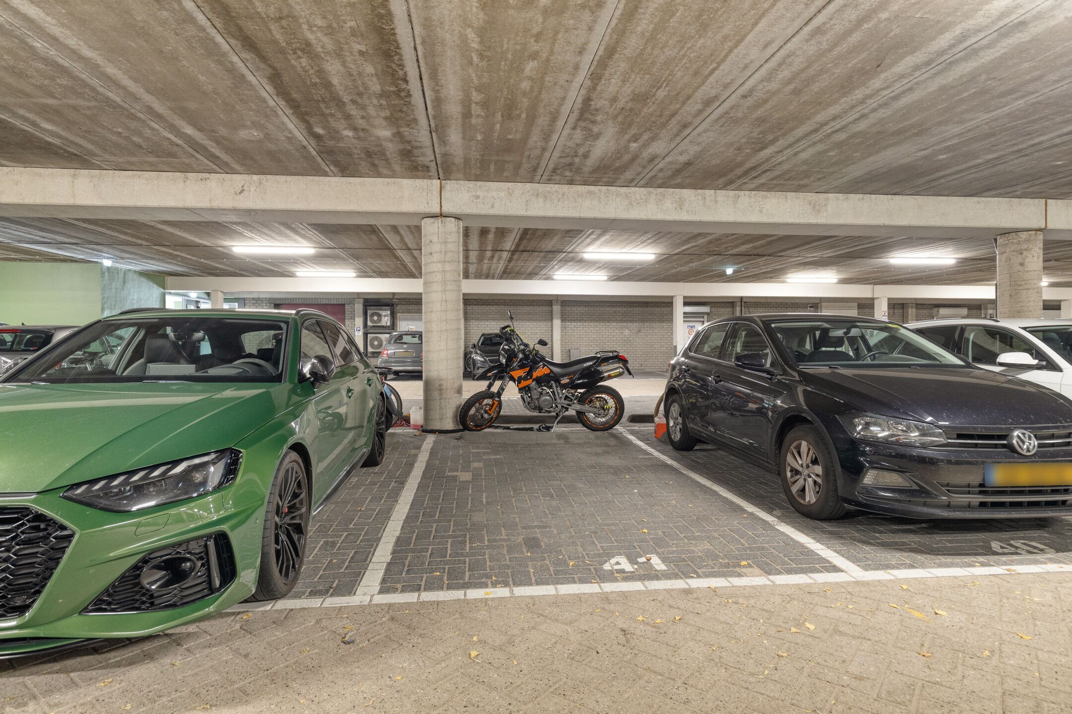 Foto 21 van Nieuwpoortstraat 86-D12