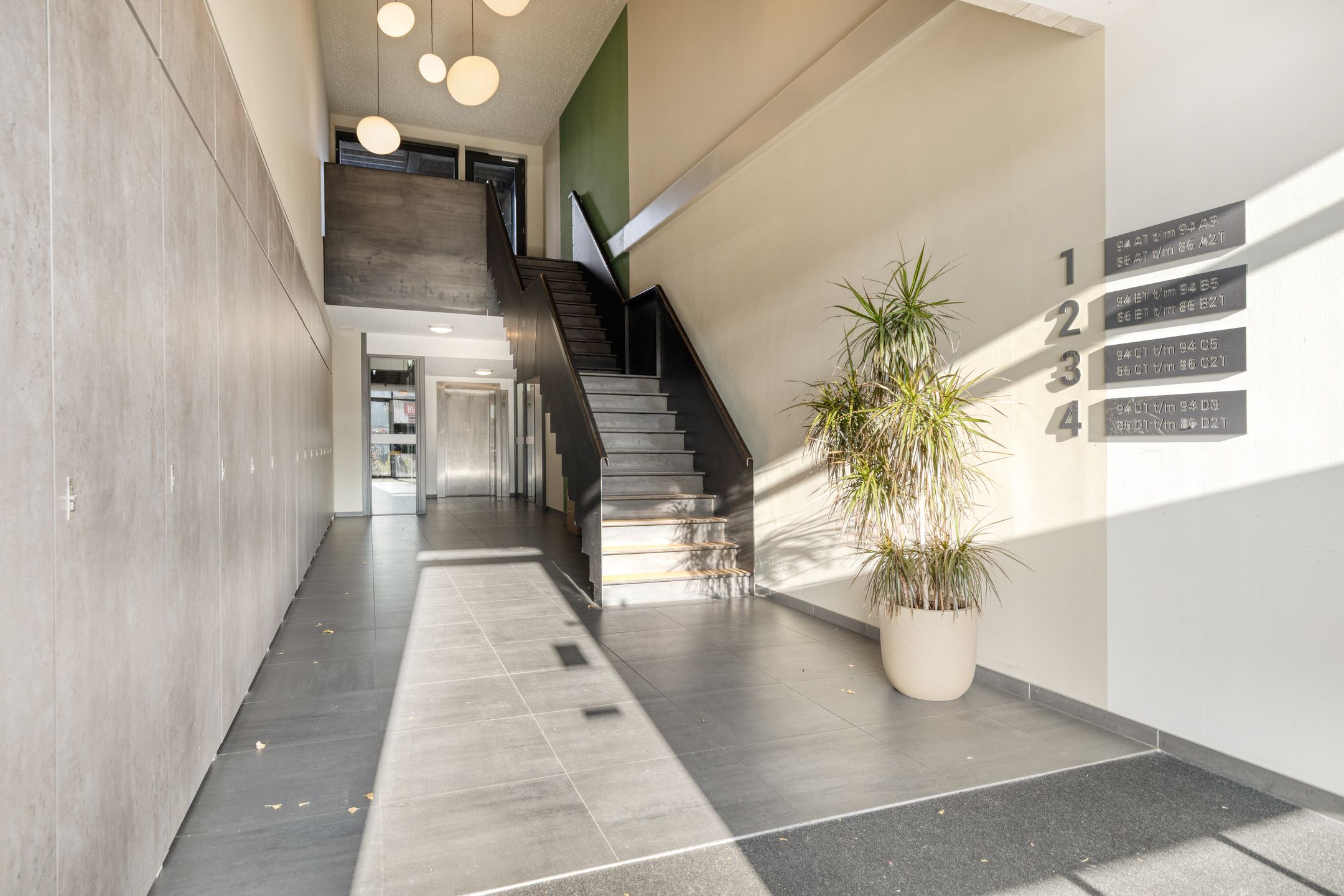 Foto 24 van Nieuwpoortstraat 86-D12