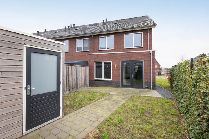 Photo 2 of Vossenbes 35