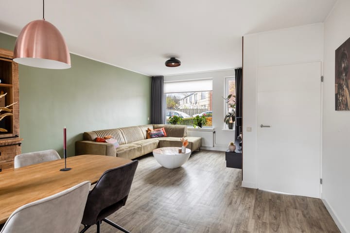 Foto 8 van Johannes Vermeerstraat 14