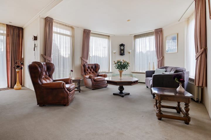 Photo 11 of Johan Willem Frisolaan 50