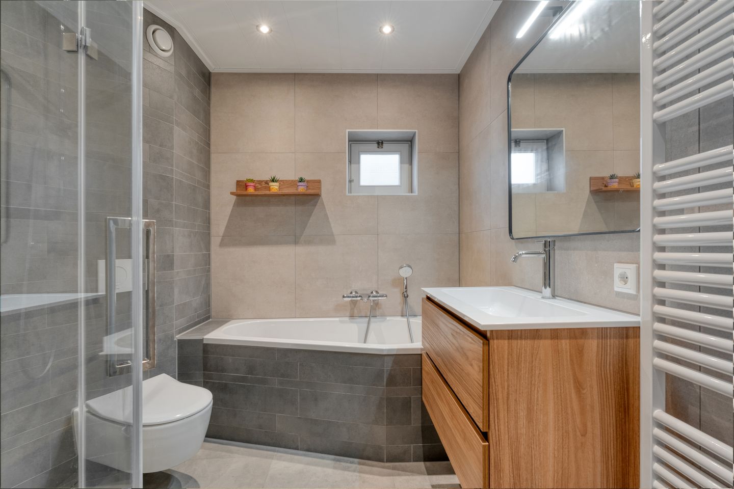 Photo 20 of Holtenbroekerweg 7