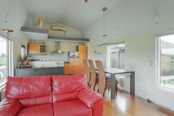 Foto 6 van Dotterbloem 1