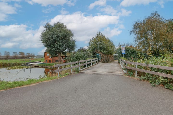 Foto 40 van Dotterbloem 1