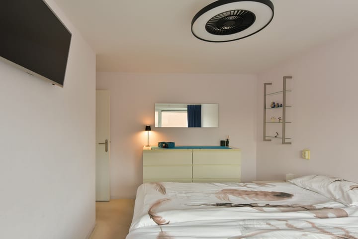 Foto 18 van Wethouder van Damlaan 8