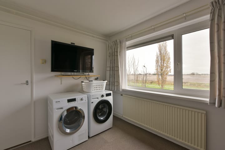 Foto 21 van Wethouder van Damlaan 8