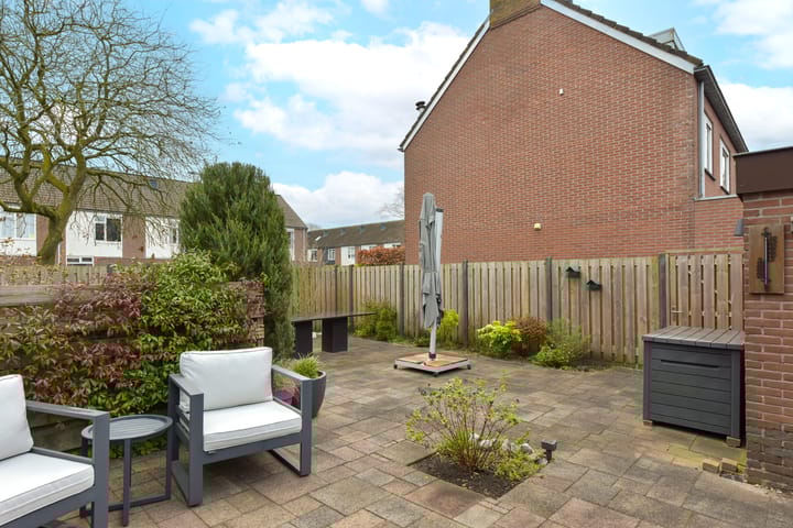 Foto 29 van Wethouder van Damlaan 8