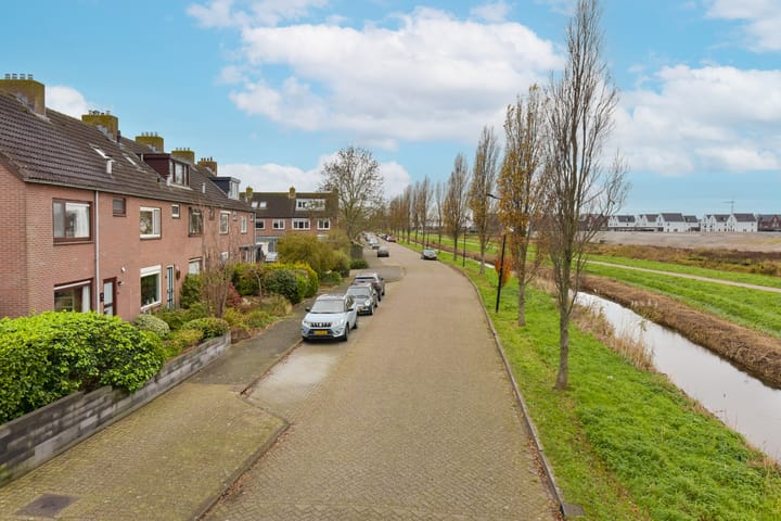 Foto 37 van Wethouder van Damlaan 8