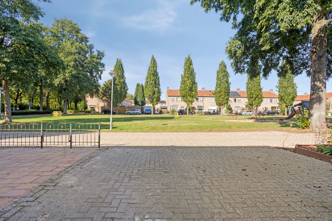 Foto 8 van Meindert Hobbemastraat 12