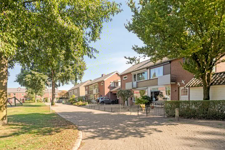 Foto 7 van Meindert Hobbemastraat 12