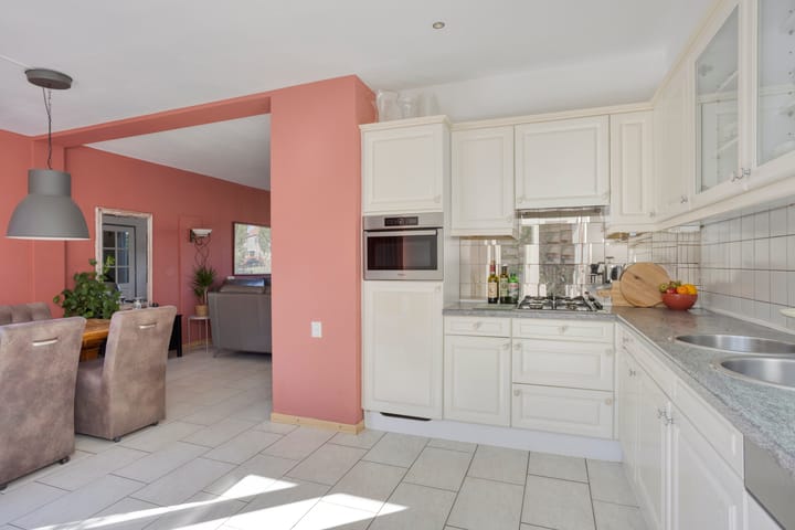 Foto 17 van Meindert Hobbemastraat 12