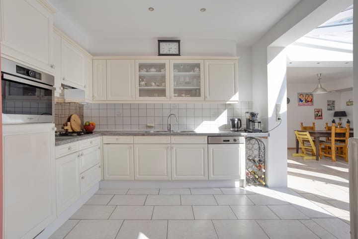 Foto 18 van Meindert Hobbemastraat 12