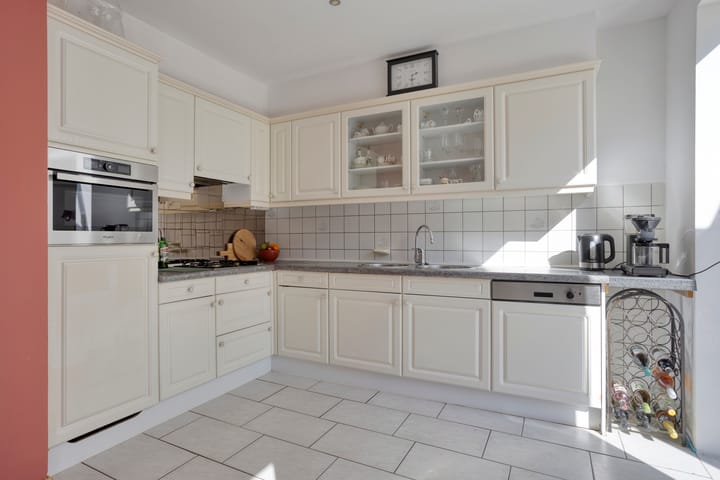 Foto 19 van Meindert Hobbemastraat 12