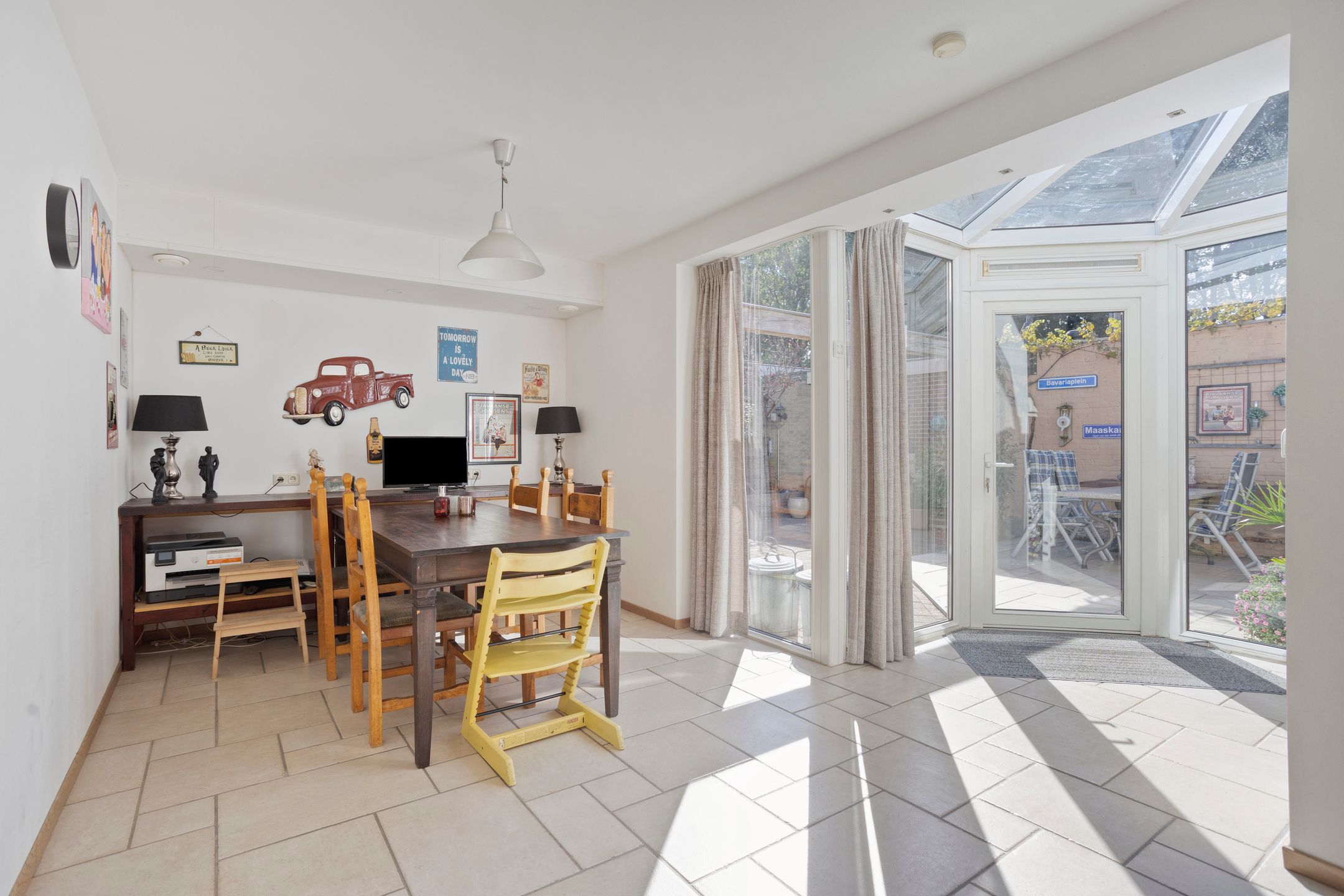 Foto 24 van Meindert Hobbemastraat 12