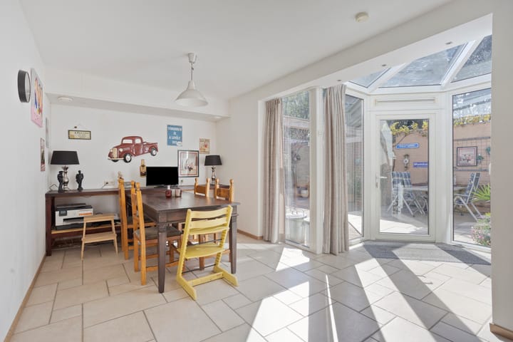 Foto 24 van Meindert Hobbemastraat 12