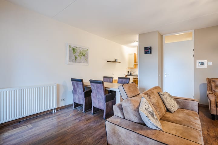 Photo 12 of Schoolstraat 13