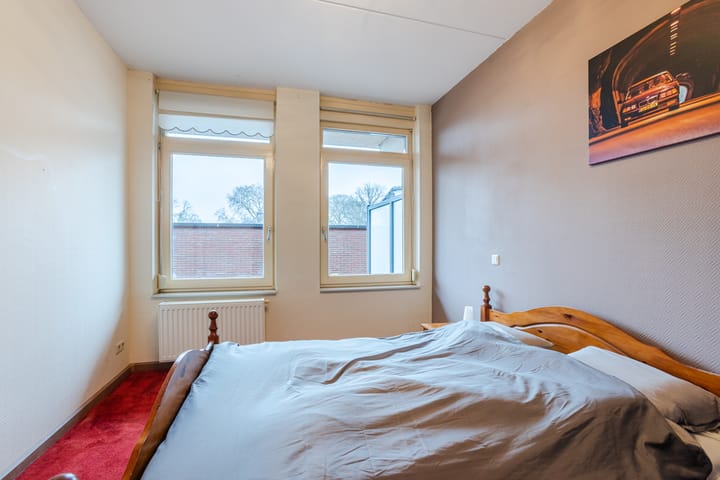 Photo 17 of Schoolstraat 13