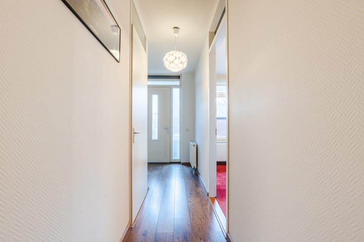 Photo 23 of Schoolstraat 13