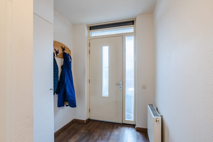 Photo 24 of Schoolstraat 13