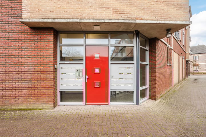 Photo 30 of Schoolstraat 13