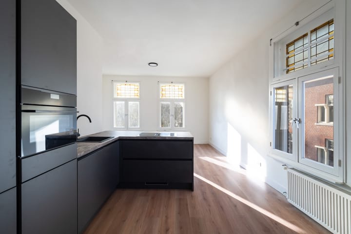 Photo 2 of Strijensestraat 70-B