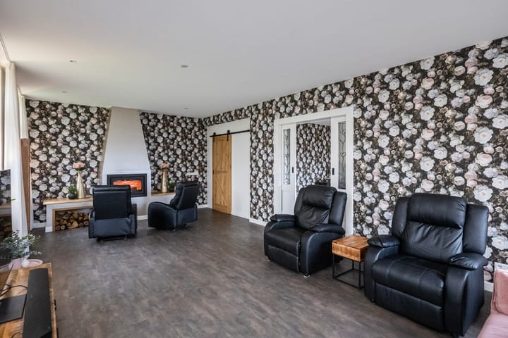 Foto 10 van Dommelerdijk 113