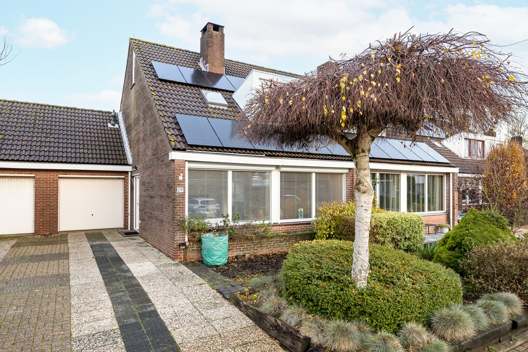 Photo 1 of Van Karnebeekstraat 29