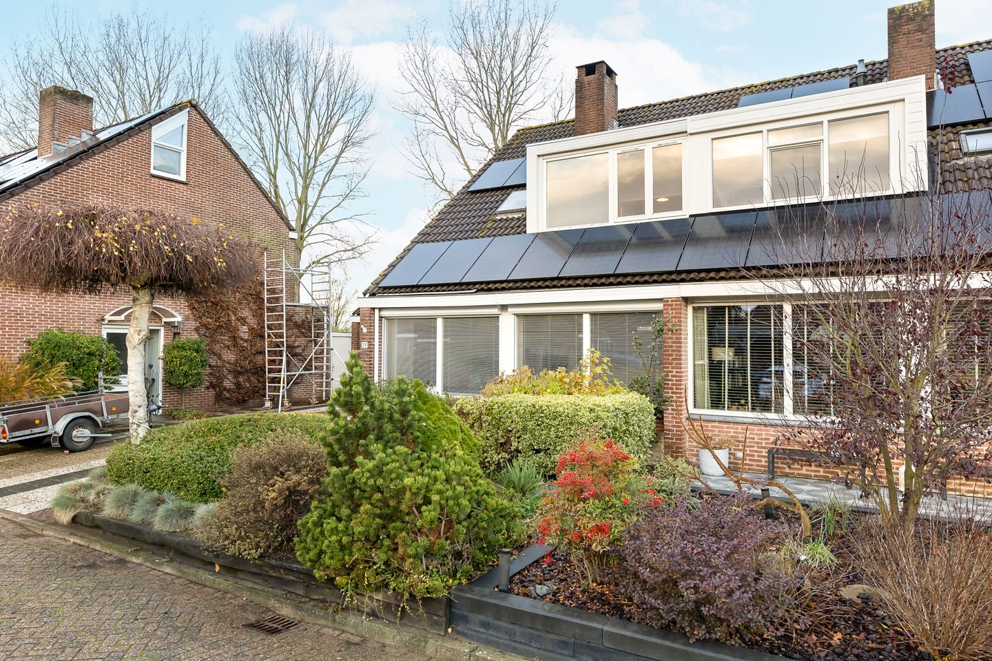 Photo 5 of Van Karnebeekstraat 29