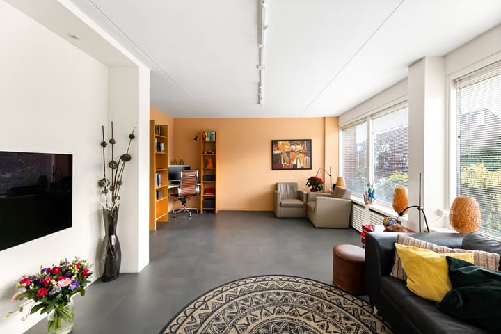 Foto 10 van Van Karnebeekstraat 29