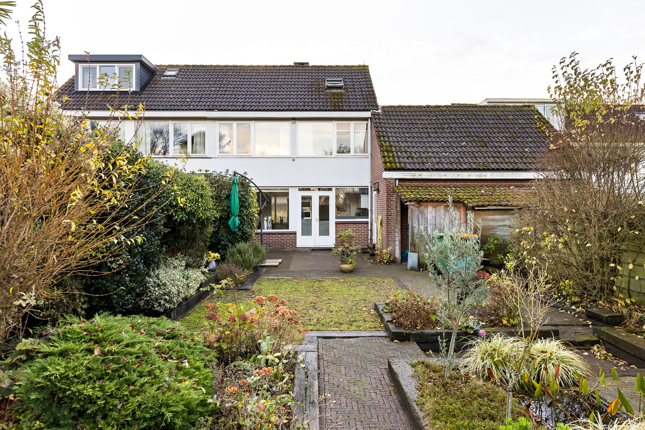 Photo 18 of Van Karnebeekstraat 29