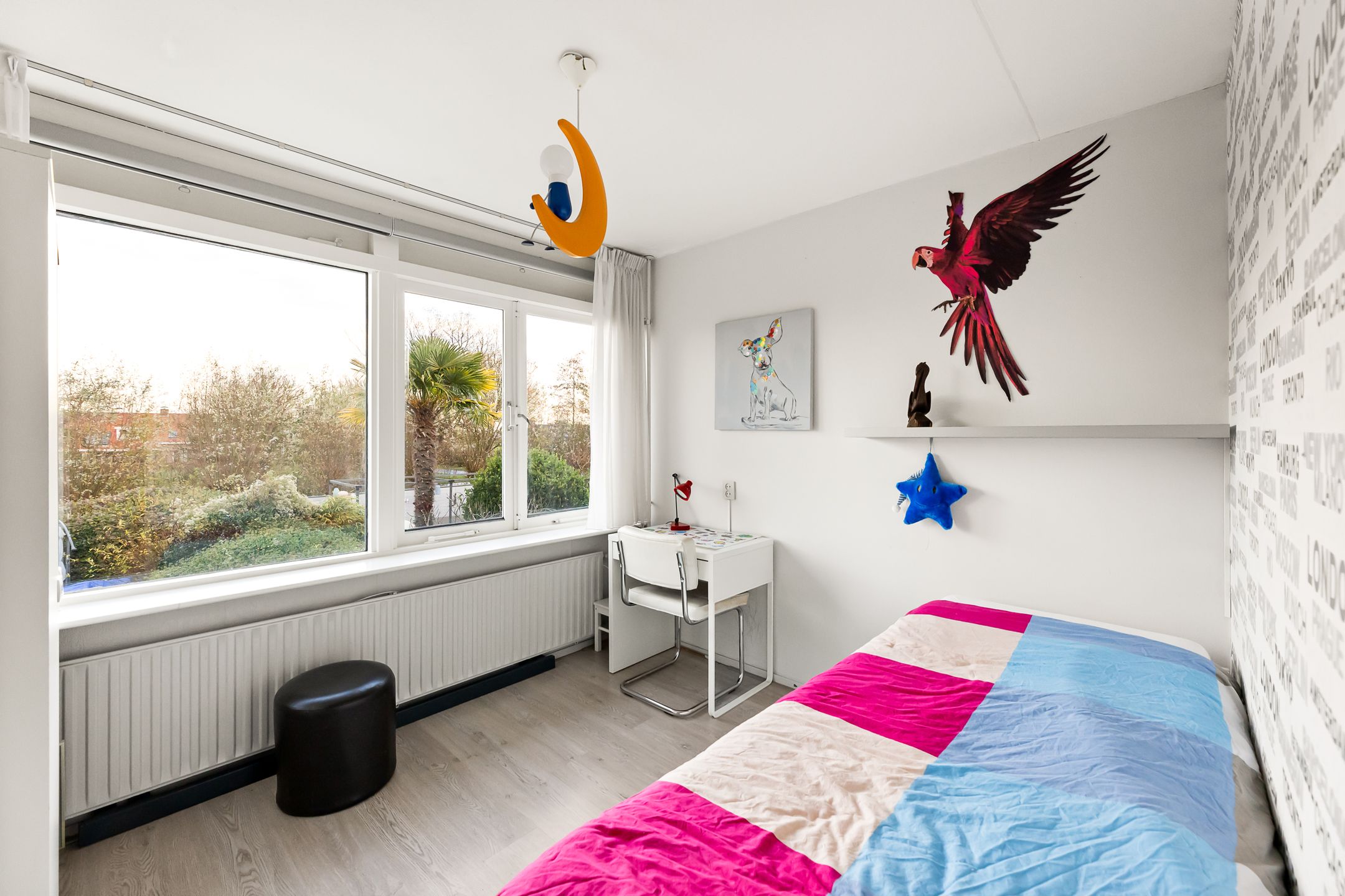 Photo 24 of Van Karnebeekstraat 29