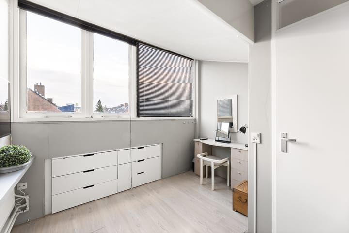 Foto 25 van Van Karnebeekstraat 29