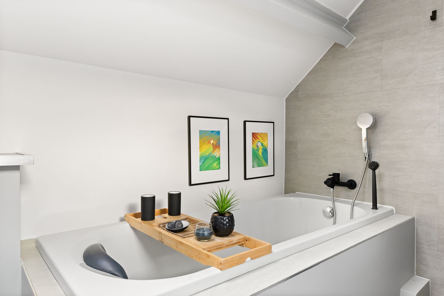 Photo 29 of Van Karnebeekstraat 29