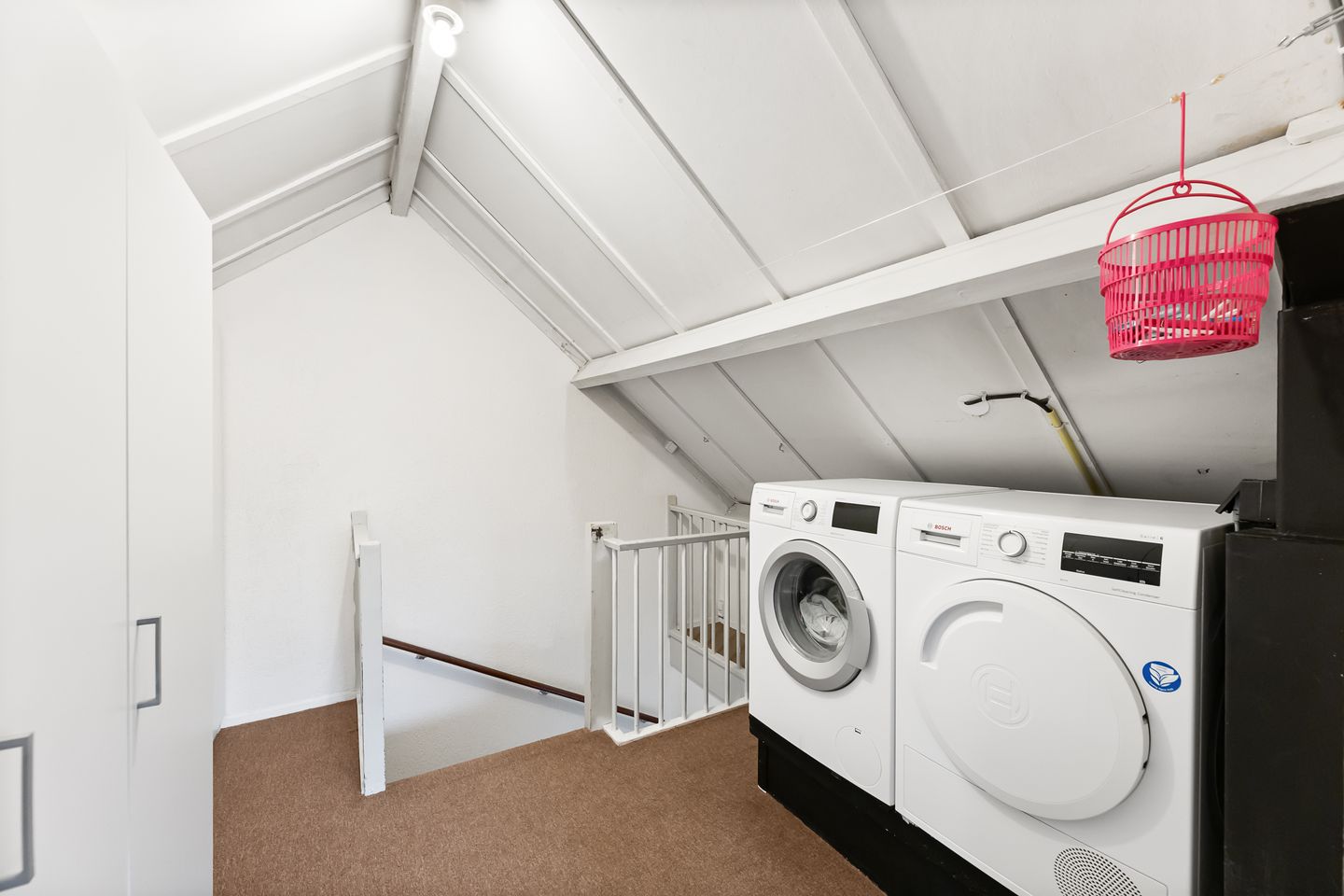 Photo 35 of Van Karnebeekstraat 29