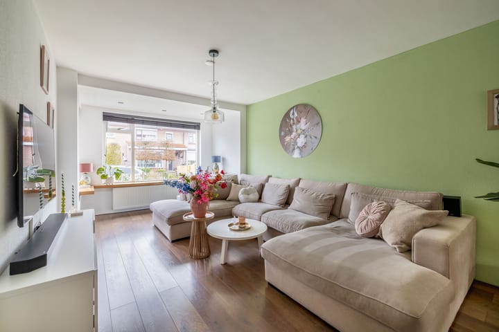 Photo 6 of Van Lennepstraat 5