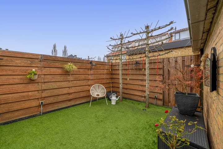 Photo 24 of Van Lennepstraat 5