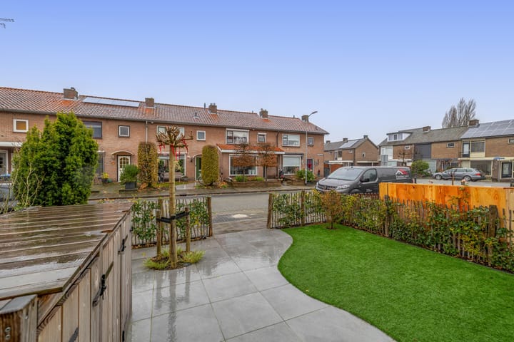 Photo 26 of Van Lennepstraat 5